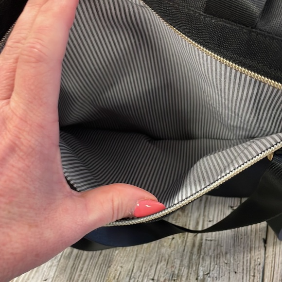 Solo backpack great condition - Picture 6 of 13